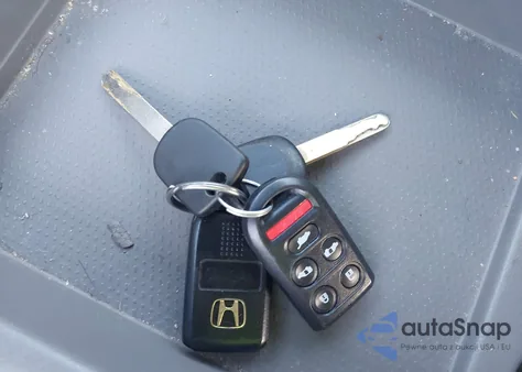 2010 Honda Odyssey Ex-L from USA, damaged, VIN 5FNRL3H76AB006518